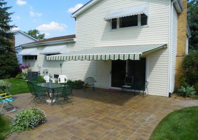 Retractable awning on home in Frankfort, Illinois